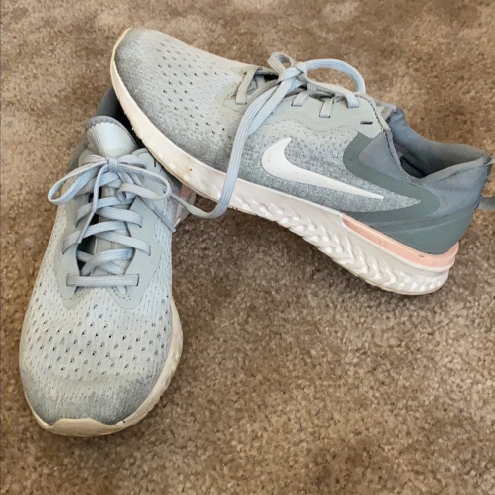 Nike Odyssey React